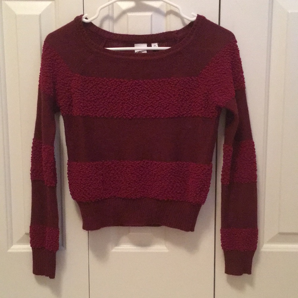 Ohmg Sweater